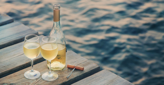 Tour estivo in posti di-vini: tre località italiane dove passare le vacanze  Tour estivo in posti di-vini: tre località italiane dove passare le vacanze