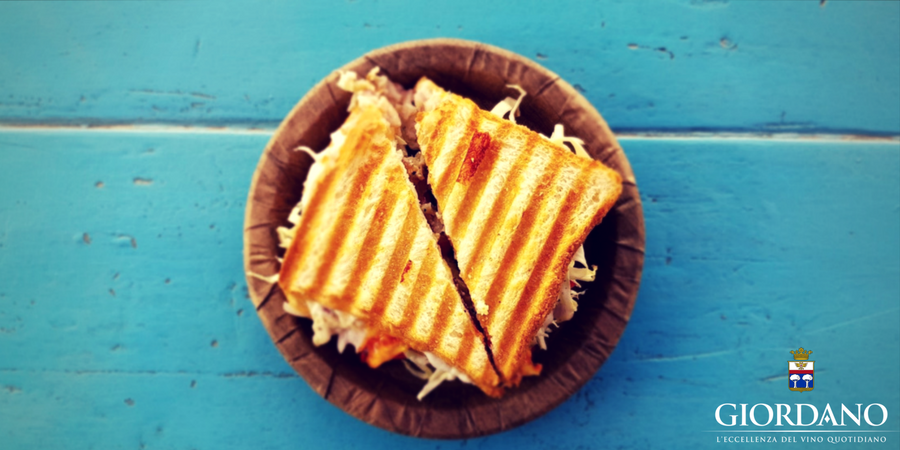 Pausa pranzo a lavoro? 3 menu per fare il pieno di energia Pausa pranzo a lavoro? 3 menu per fare il pieno di energia