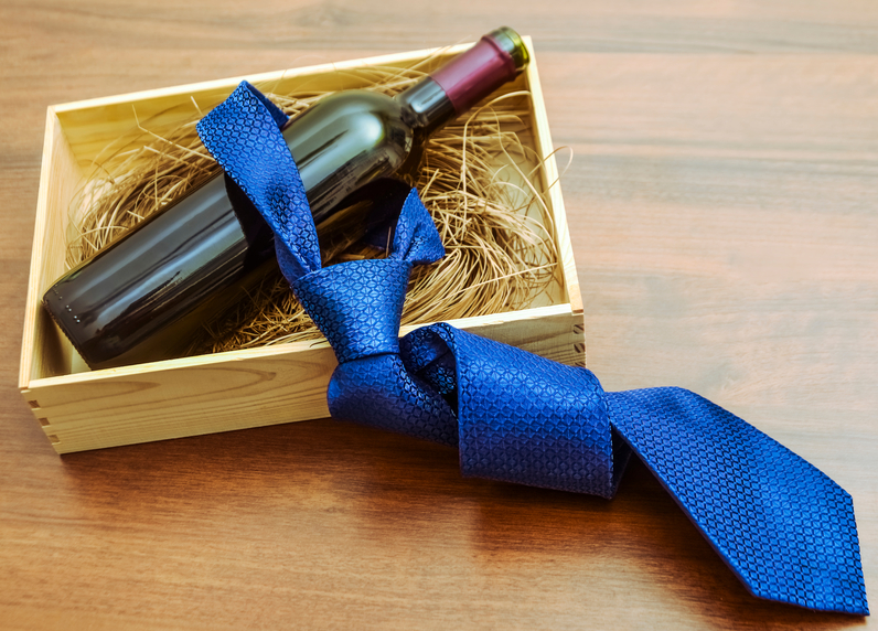 confezioni regalo di vino per la festa del papa